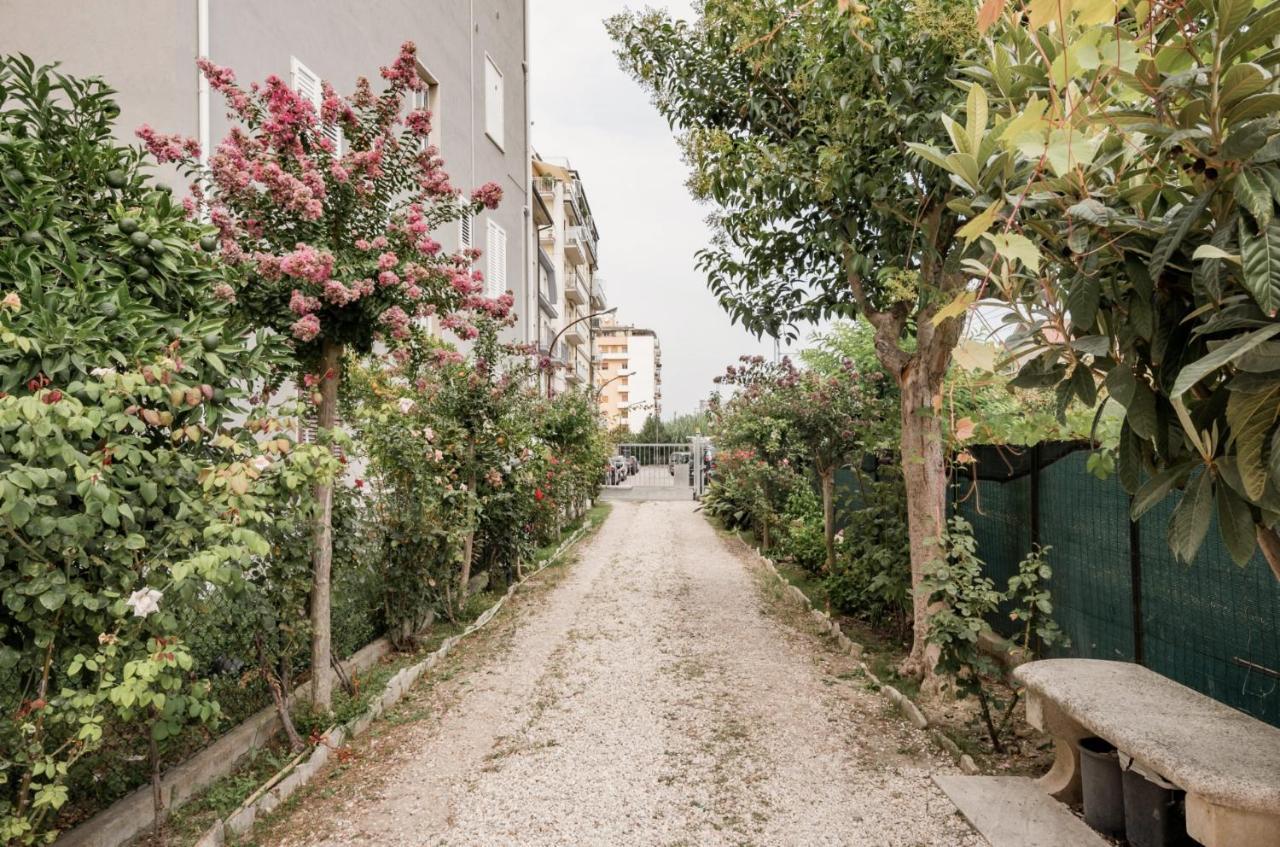 Ferienwohnung Casa Patrizi San Benedetto del Tronto Exterior foto